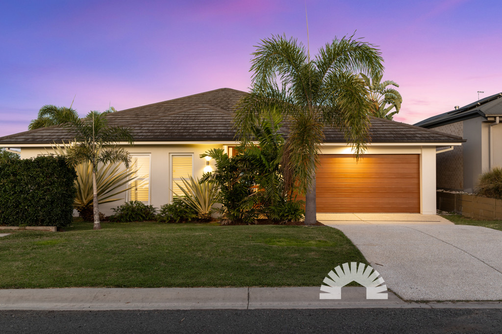 1 Stately Crescent<br />NARANGBA 4504