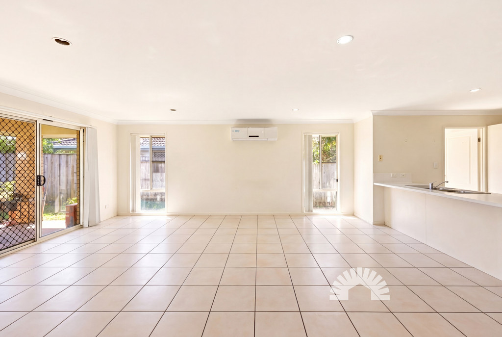 8 Mia Court<br />MORAYFIELD 4506