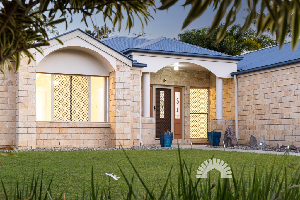 <span>108 Burgundy Drive</span><br />MORAYFIELD 4506
