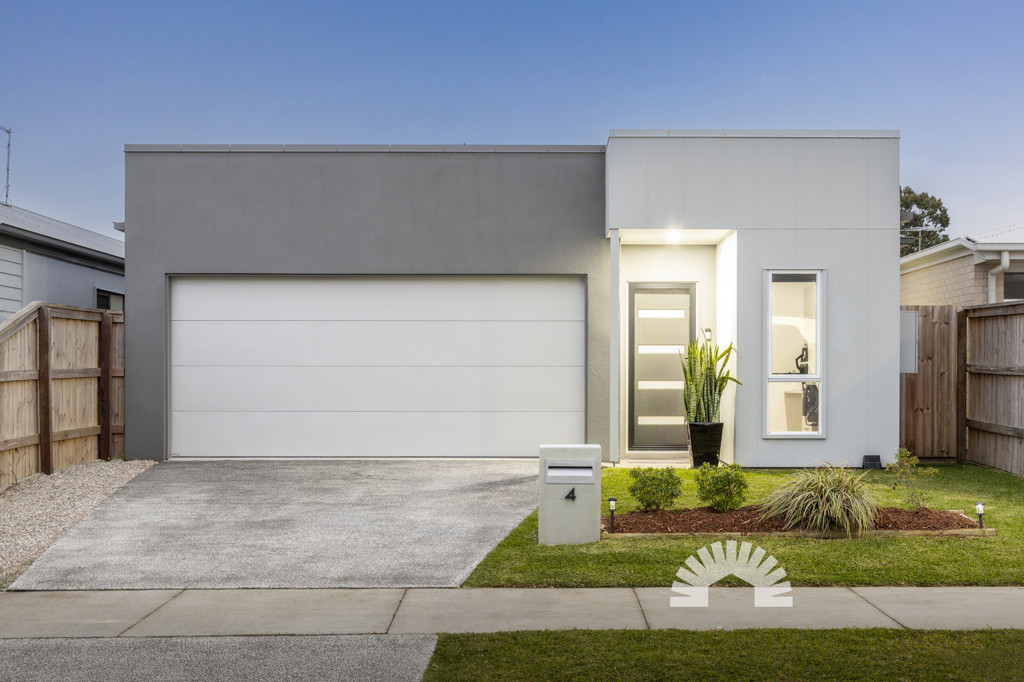 4 Composure Street<br />MORAYFIELD 4506