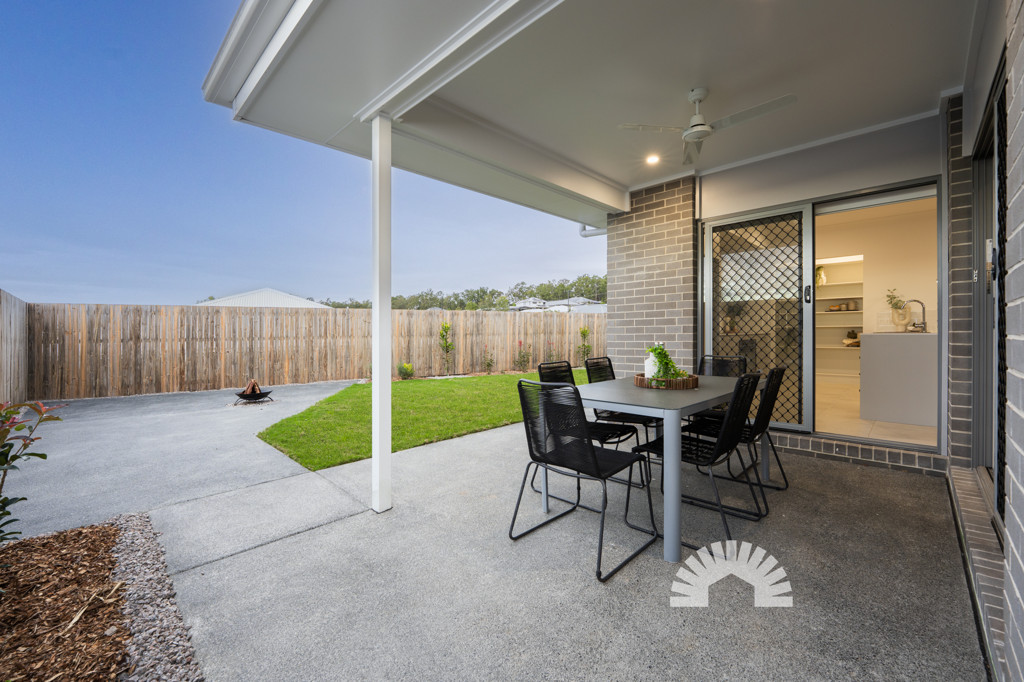 4 Forestoak Street<br />NARANGBA 4504