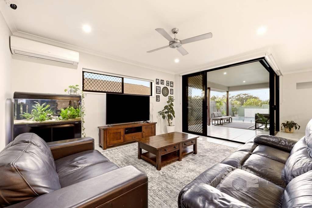 18 Glorious Avenue<br />NARANGBA 4504