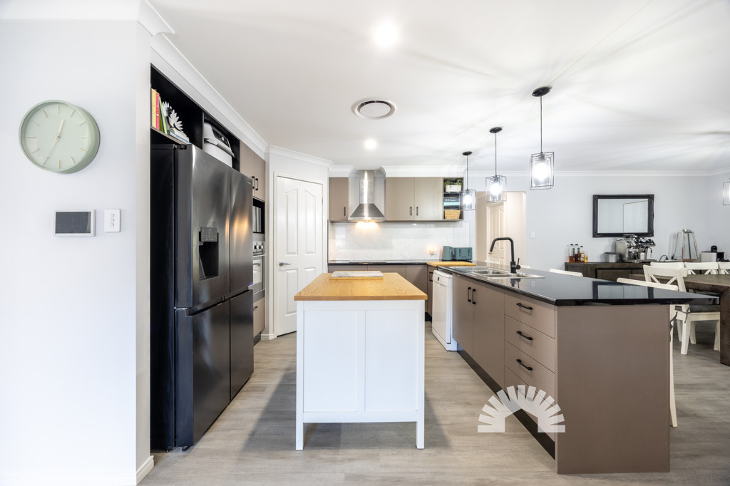 13 Huron Place<br />NARANGBA 4504