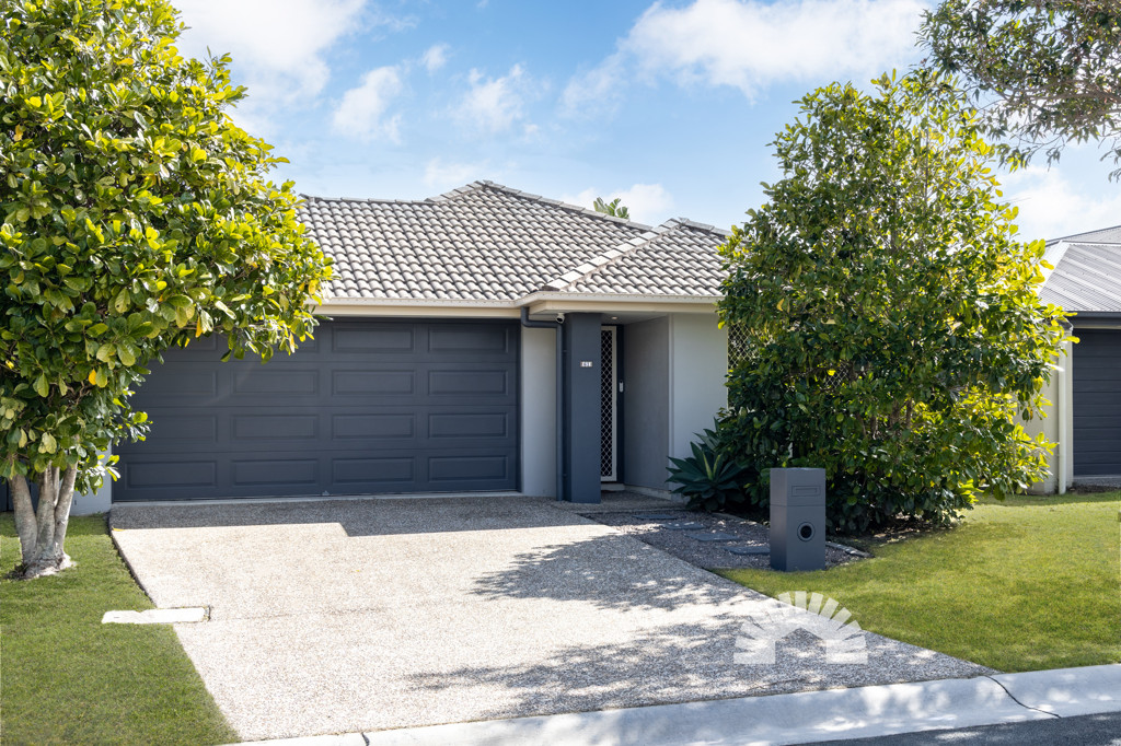 <span>61 Lennon Boulevard</span><br />NARANGBA 4504