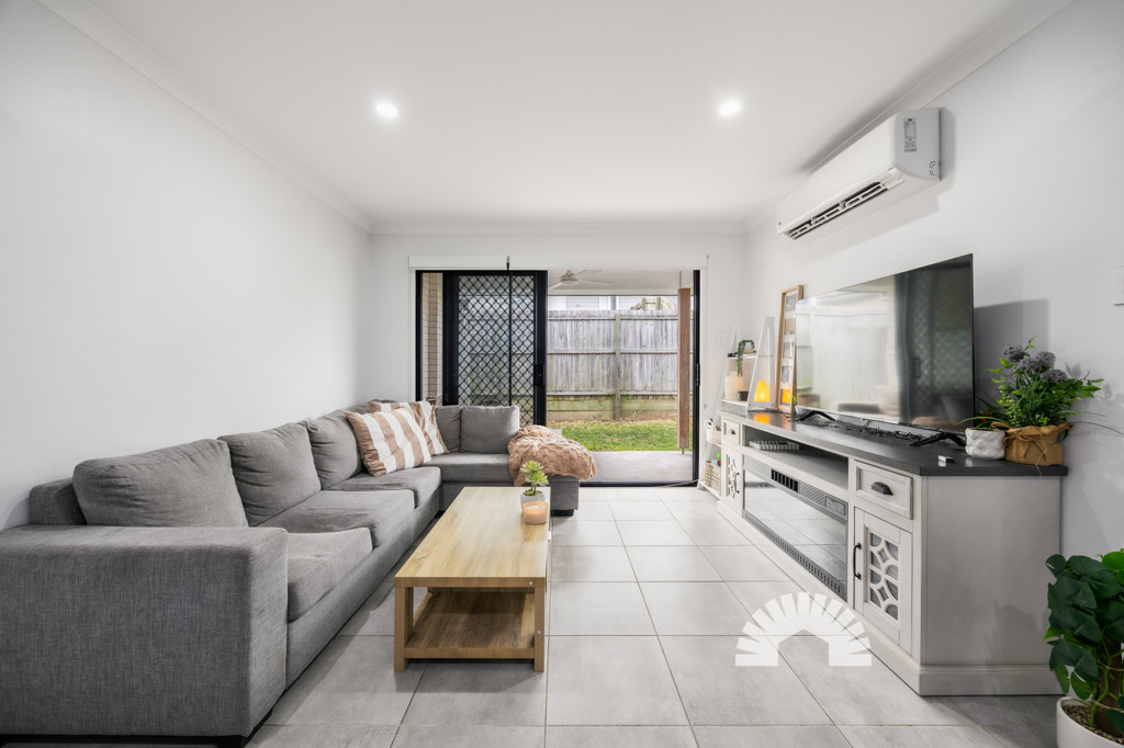 2/13 Sophie Street<br />MORAYFIELD 4506