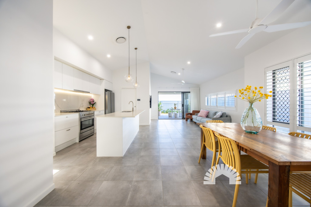 37 Elite Crescent<br />NARANGBA 4504