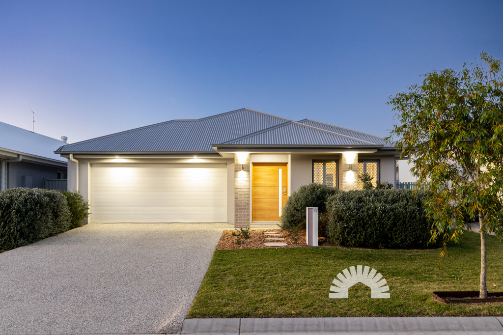 37 Elite Crescent<br />NARANGBA 4504