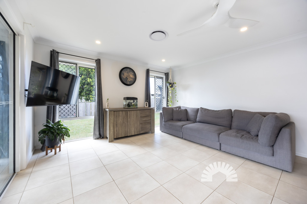 2 Neale Road<br />MORAYFIELD 4506