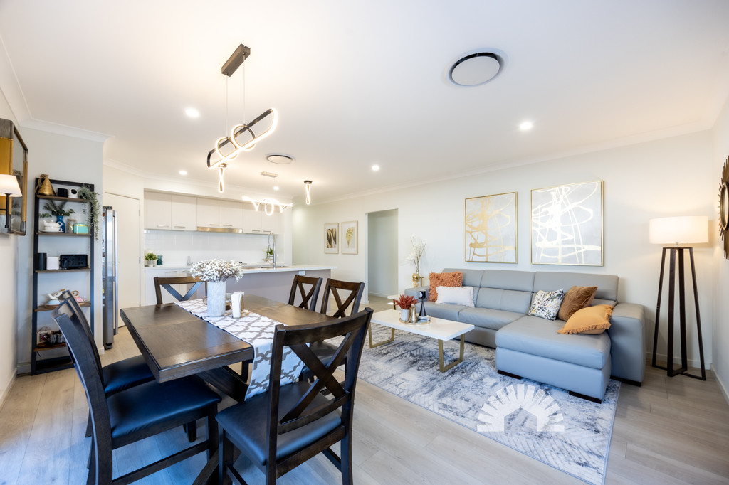 54 Palatial Crescent<br />NARANGBA 4504
