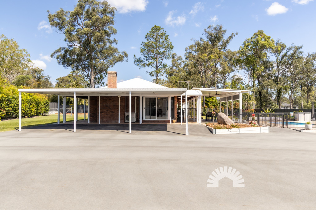 112 J Dobson Road<br />MORAYFIELD 4506