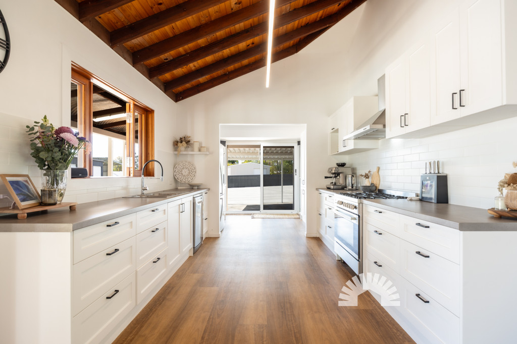 112 J Dobson Road<br />MORAYFIELD 4506