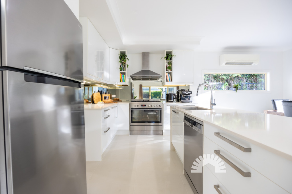 6 Hinchinbrook Court<br />BURPENGARY 4505