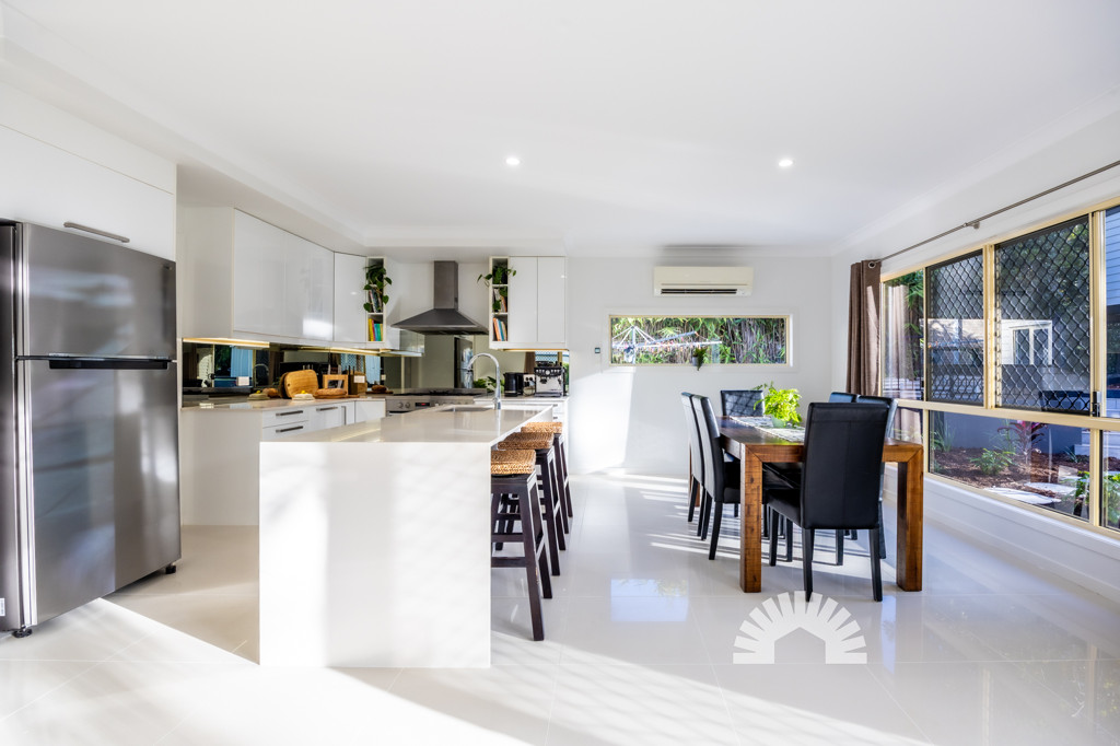 6 Hinchinbrook Court<br />BURPENGARY 4505