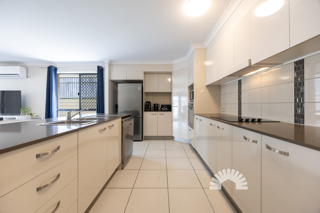 25 Stately Crescent<br />NARANGBA 4504