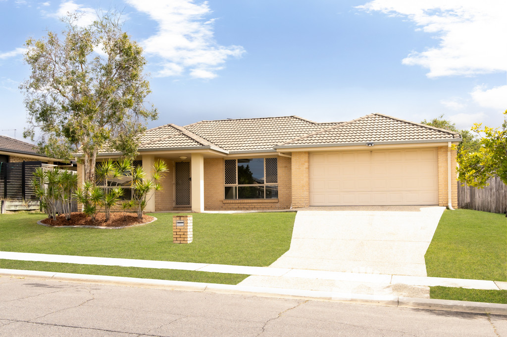 11 Barron Street<br />MORAYFIELD 4506