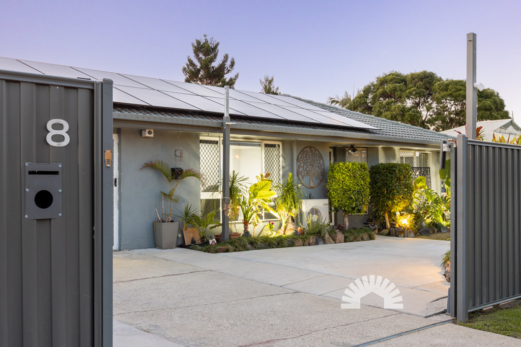 8 Daintree Street<br />BELLMERE 4510