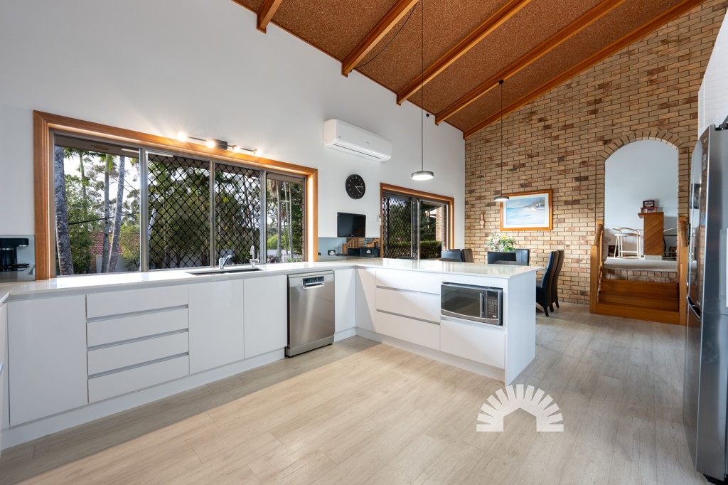 17 Pioneer Drive<br />NARANGBA 4504