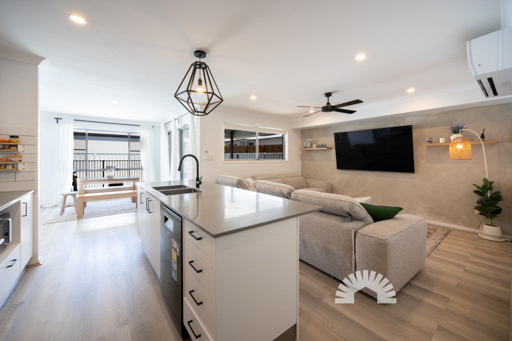 14 Emerald Place<br />KALLANGUR 4503