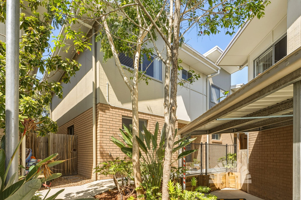 4/11 Thistledome Street<br />MORAYFIELD 4506