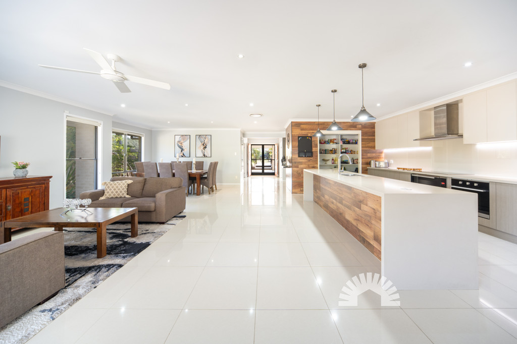 36 Country Court<br />ELIMBAH 4516