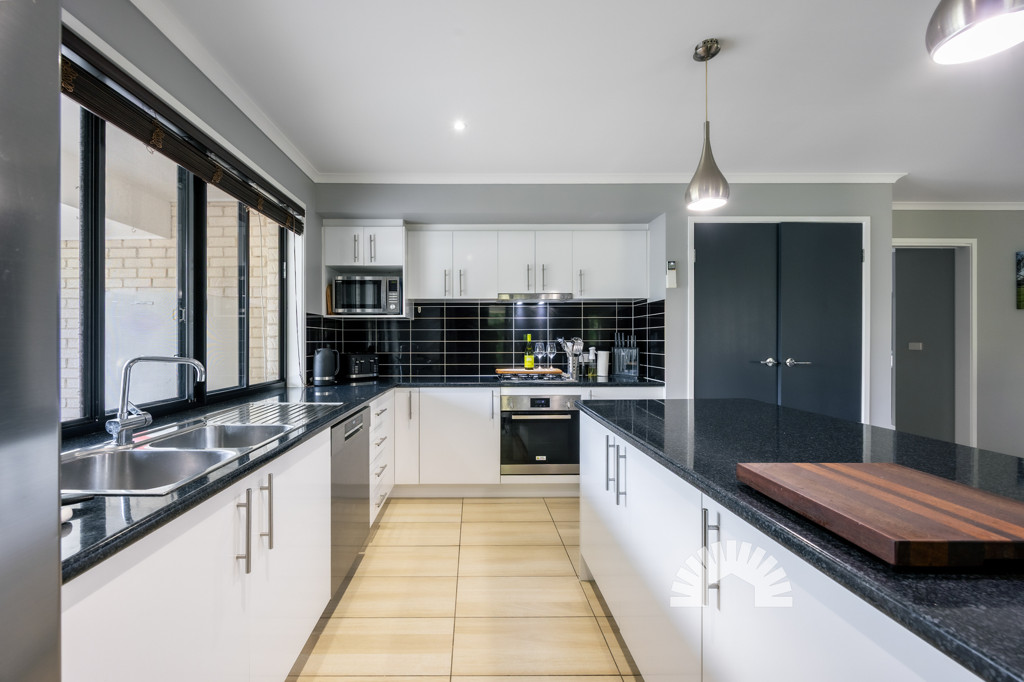 36-38 Verdelho Drive<br />MORAYFIELD 4506