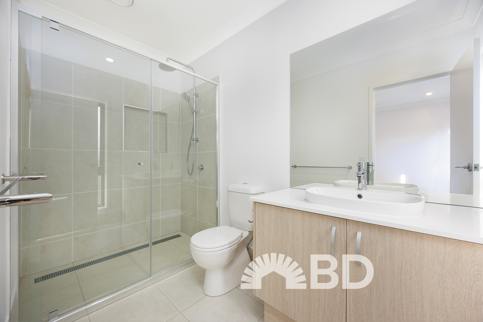 15 Creek Parade,[object Object],MORAYFIELD 4506