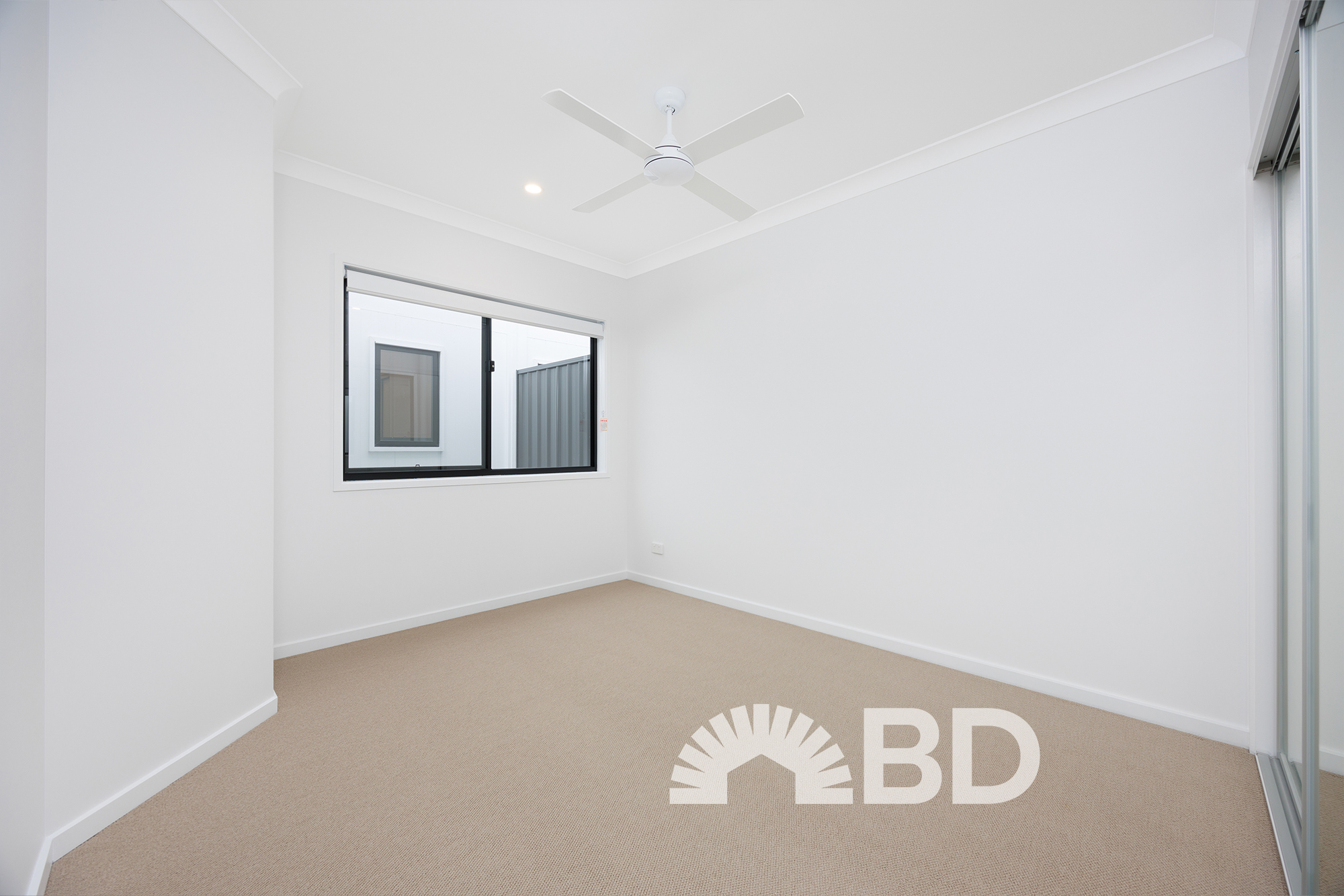 15 Creek Parade,[object Object],MORAYFIELD 4506