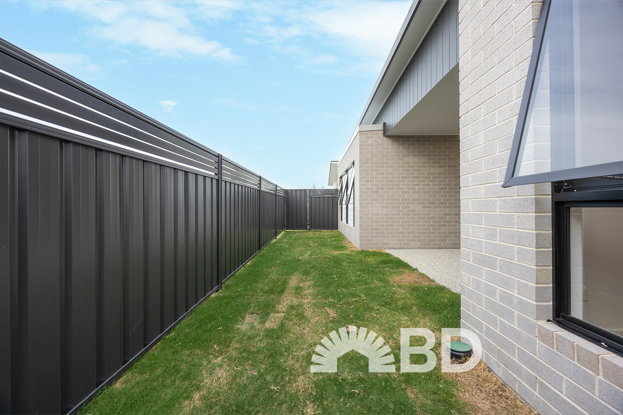 15 Creek Parade,[object Object],MORAYFIELD 4506