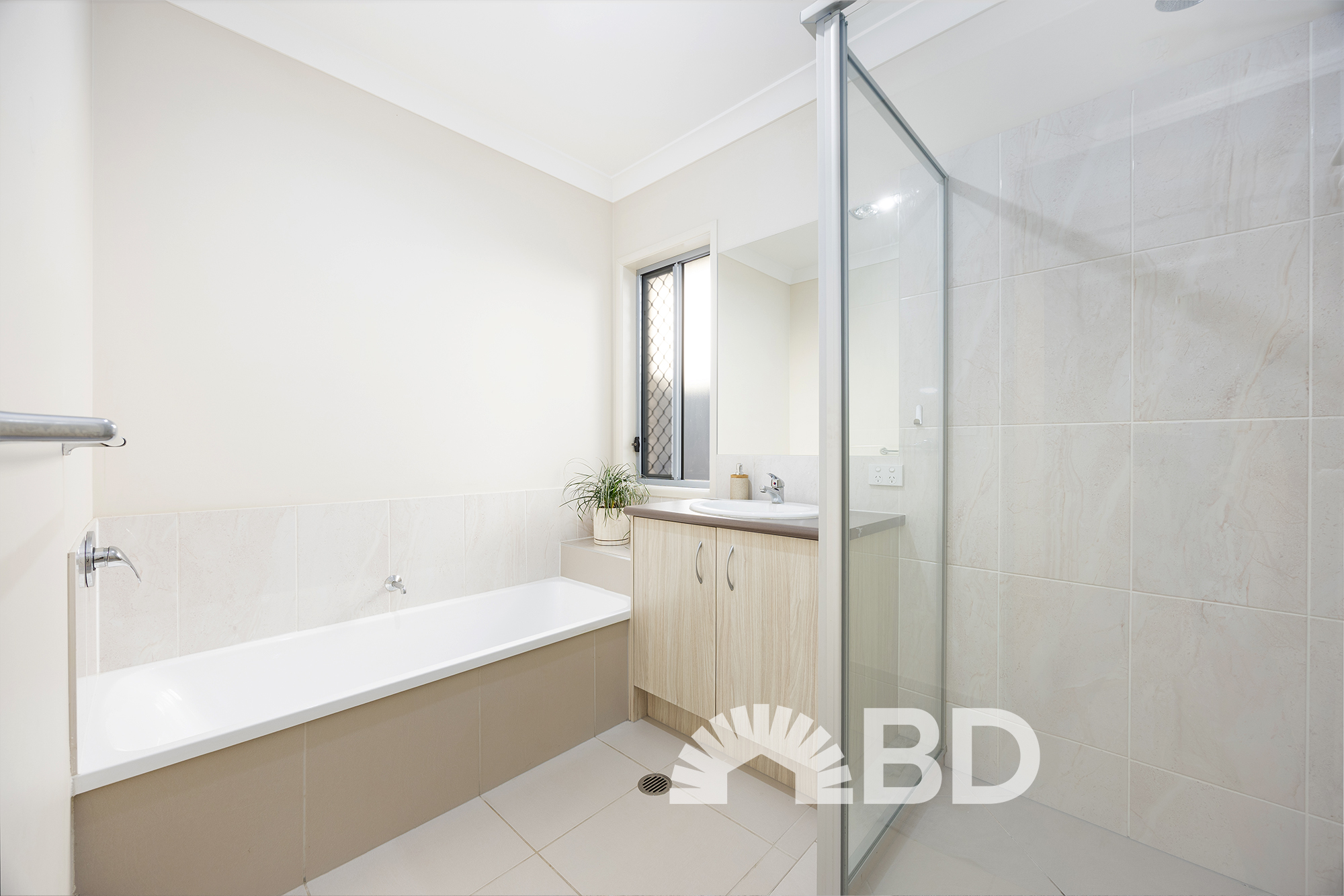 8 Regal Crescent, Narangba QLD