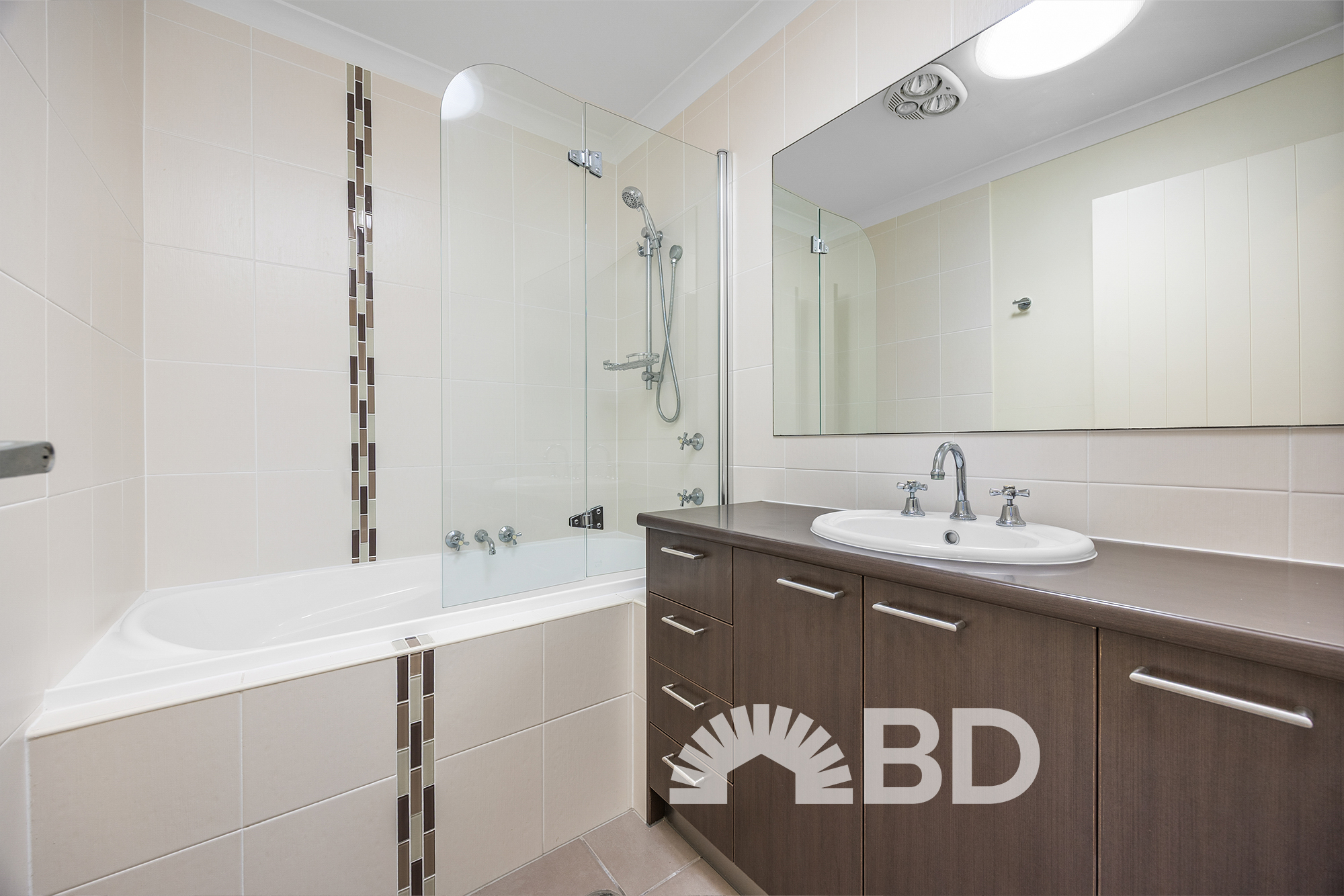 4/14 Hall Avenue,[object Object],BONGAREE 4507