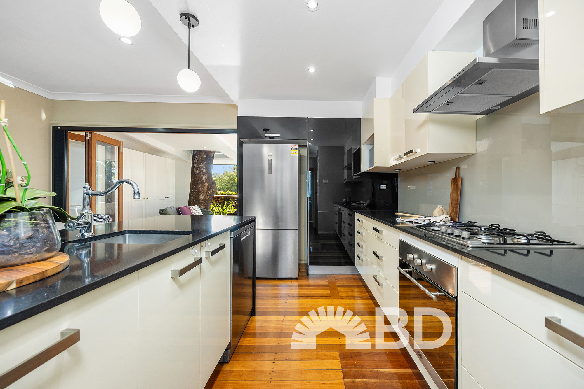 24 Hutton Road, Aspley QLD