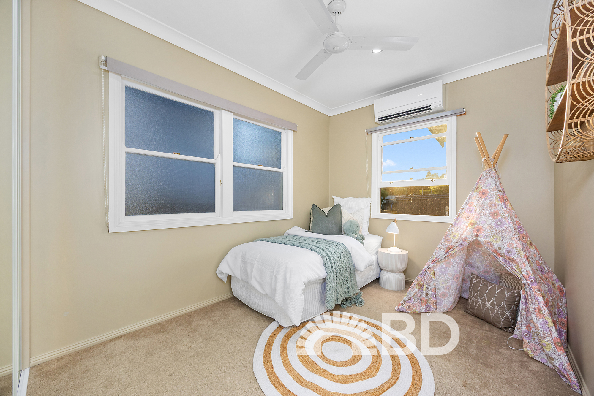 24 Hutton Road, Aspley QLD