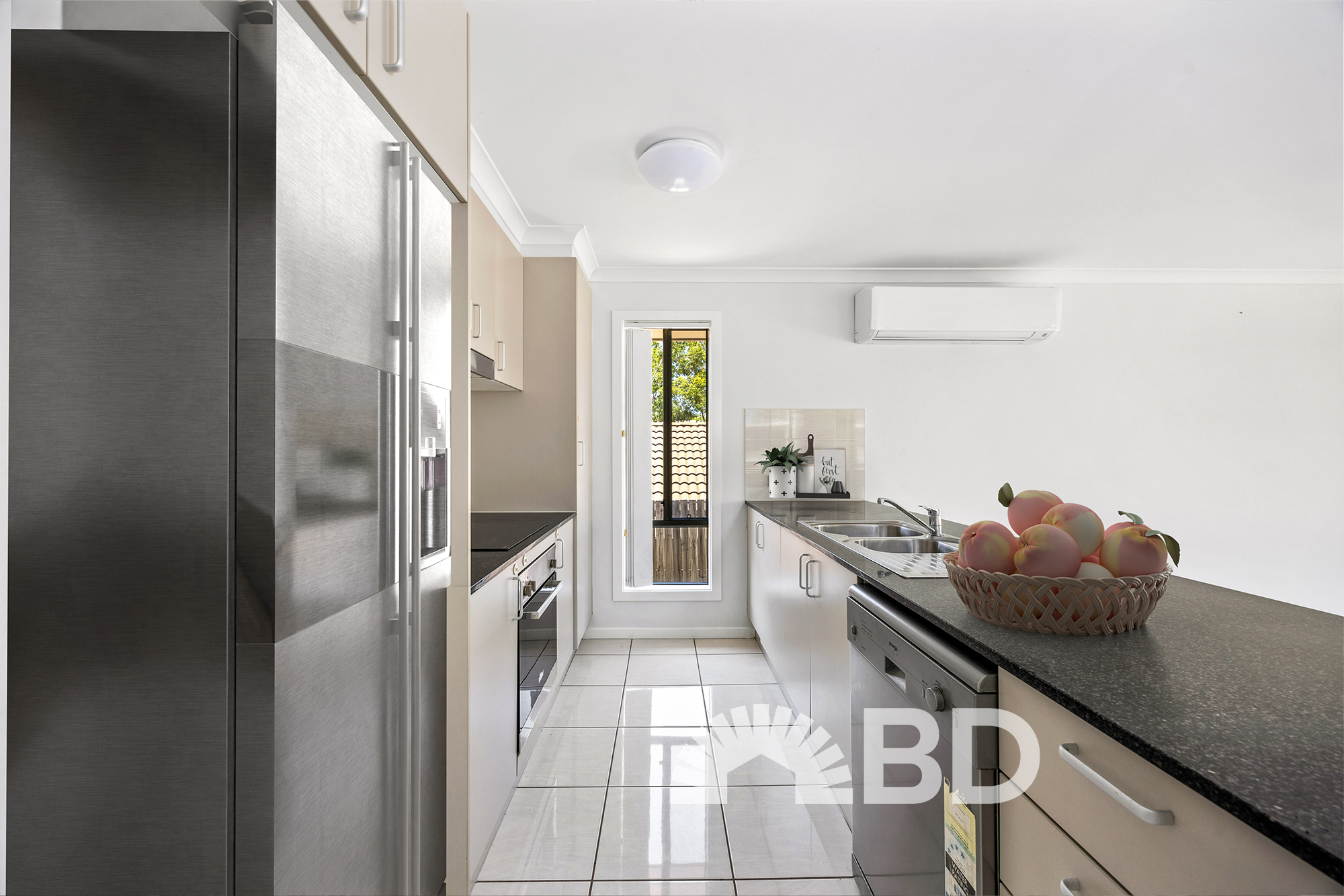 5 Messenger Crescent, Springfield Lakes QLD