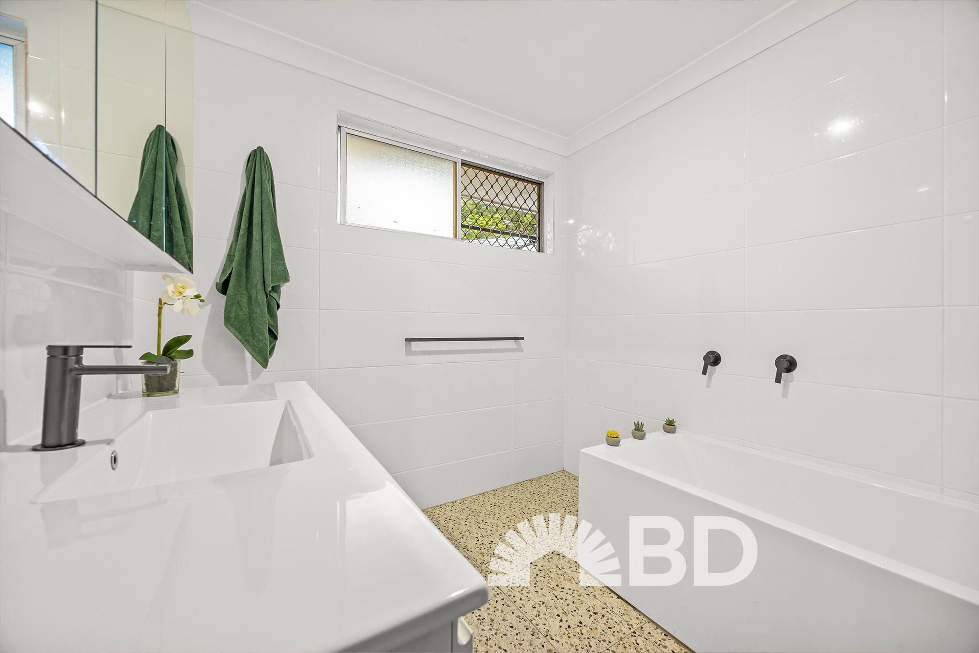 78 Ningi Esplanade, Ningi QLD