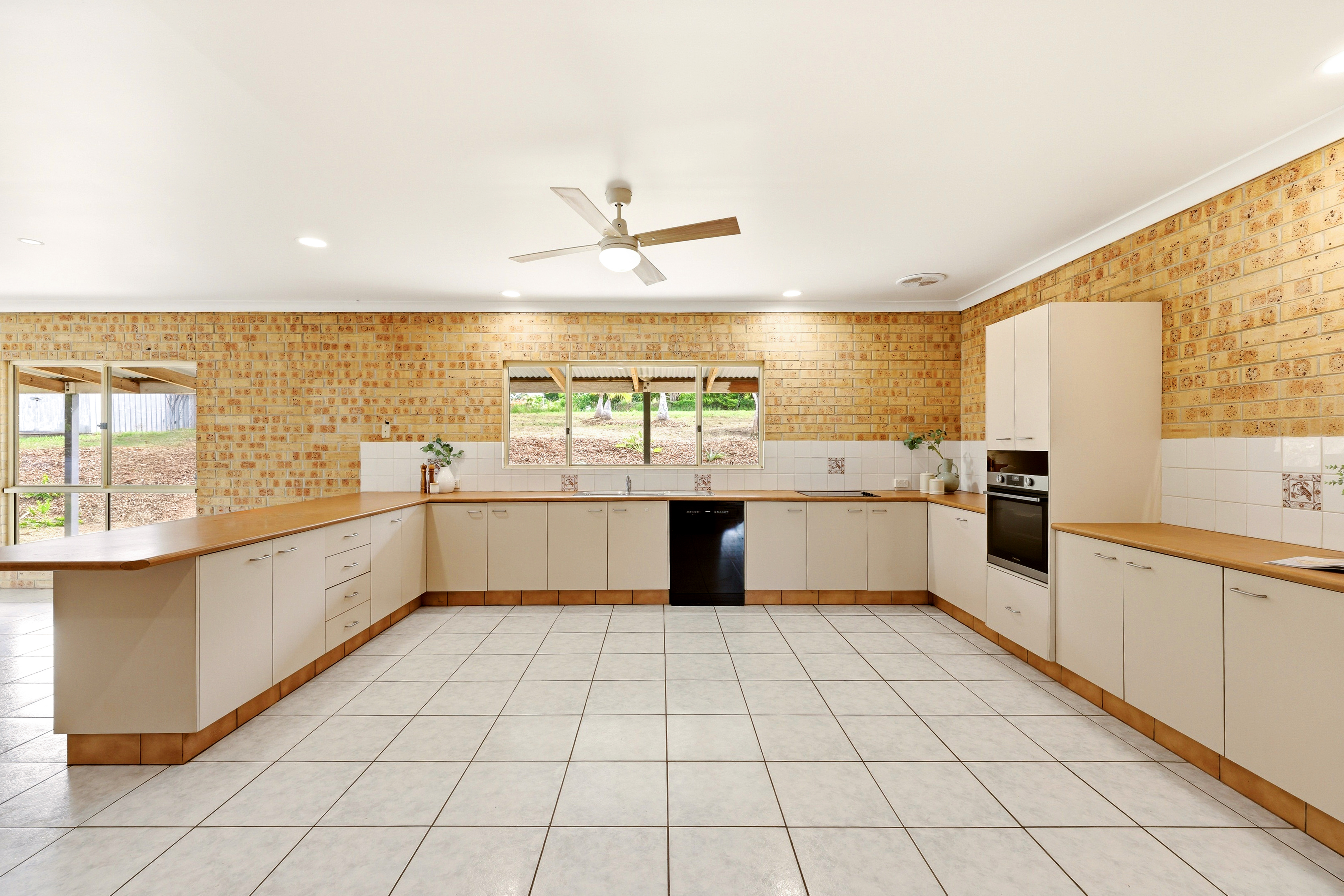 36-38 Hermitage Place, Morayfield QLD