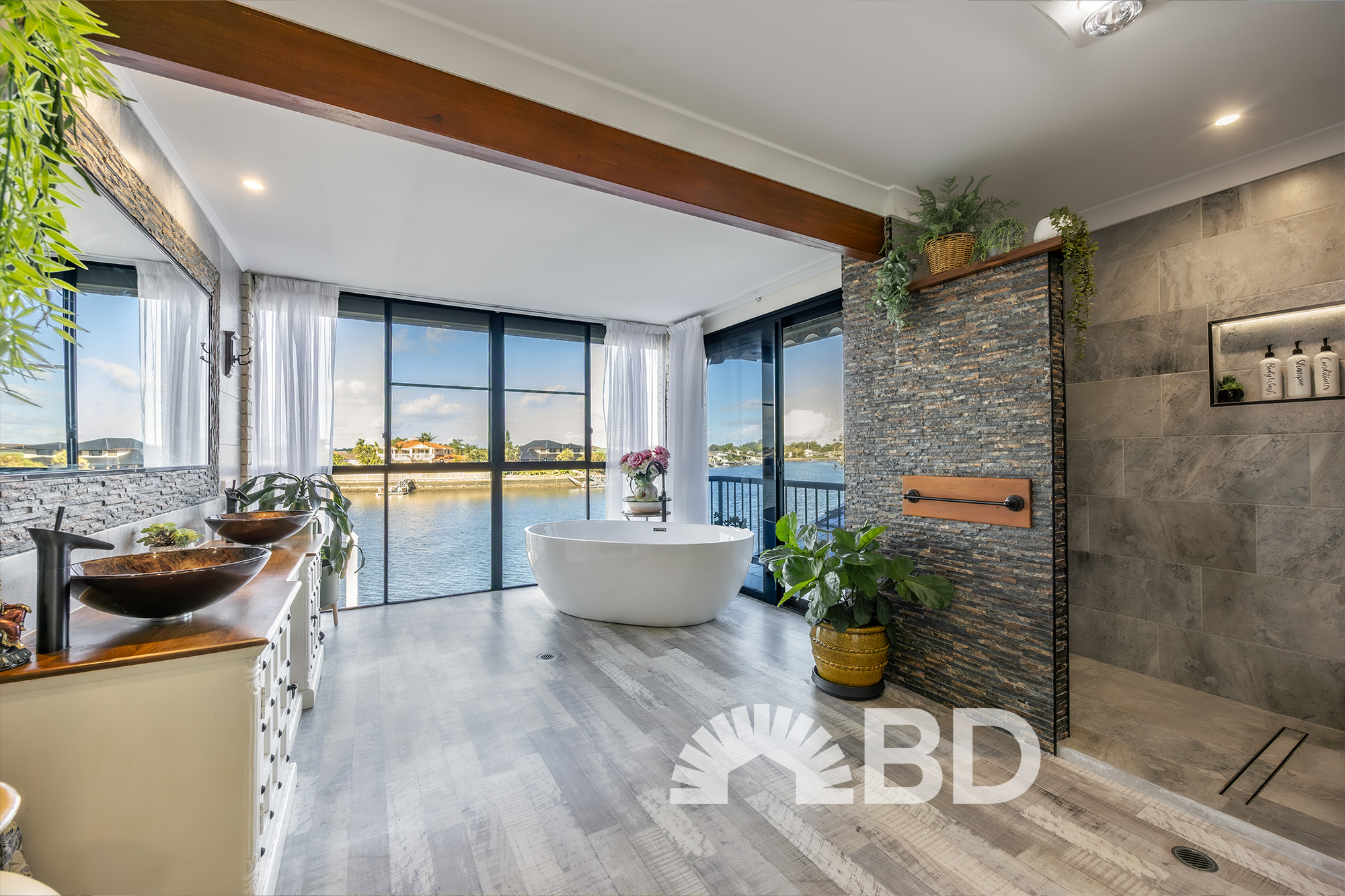 13 Magdalena Court, Banksia Beach QLD