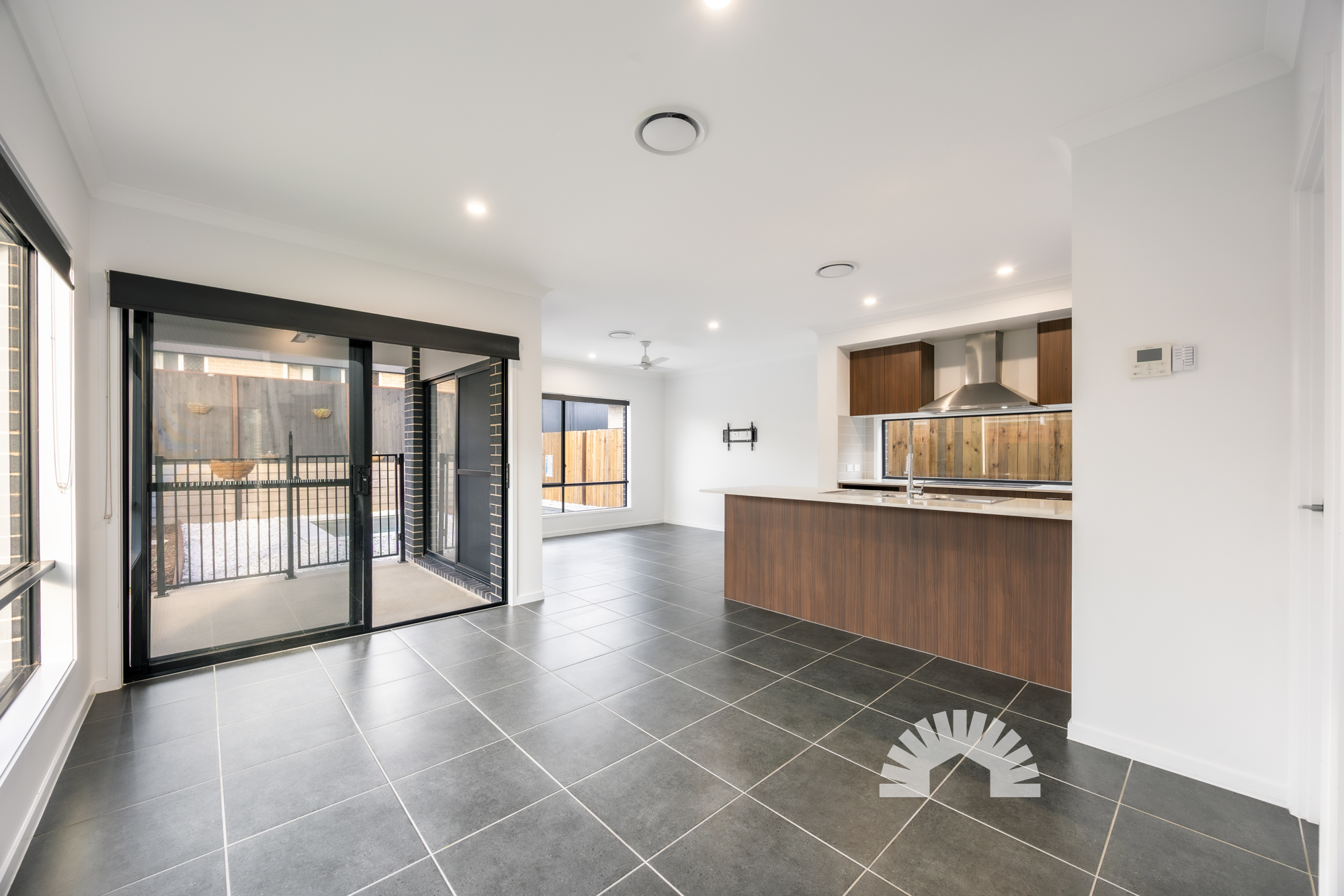77 Burbury Road, Morayfield QLD