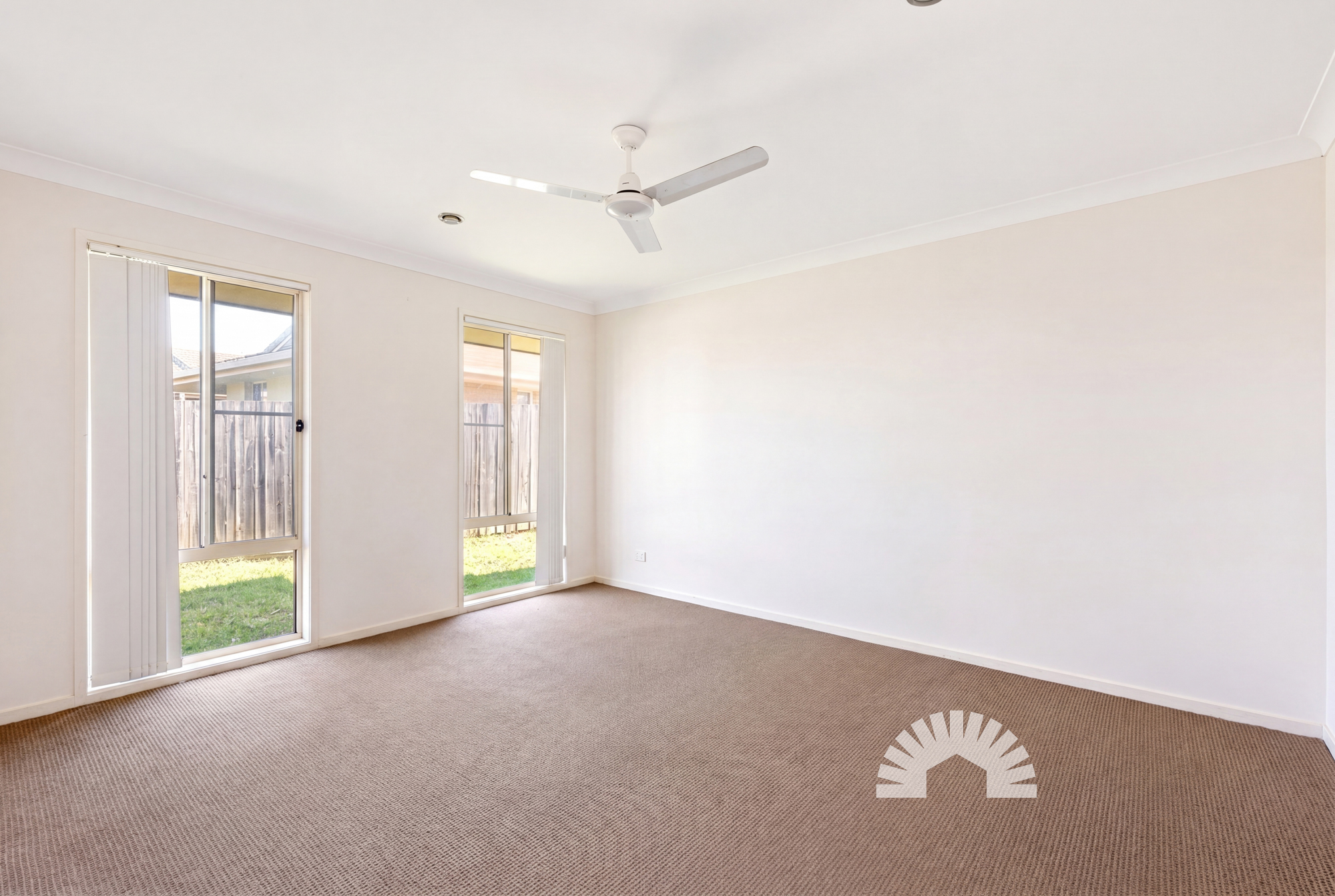 8 Mia Court, Morayfield QLD
