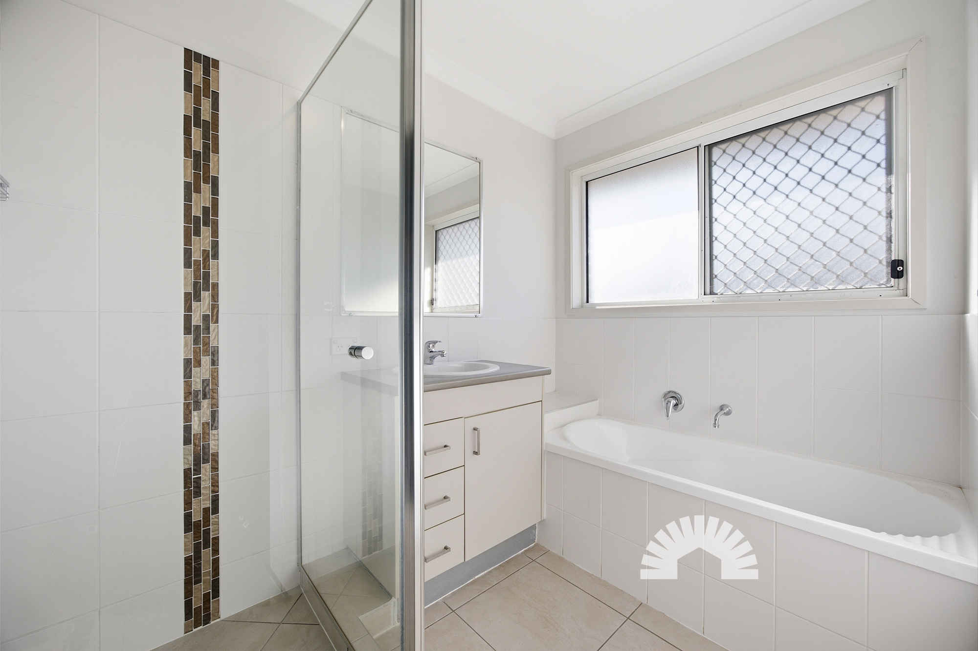6 Mia Court,[object Object],MORAYFIELD 4506