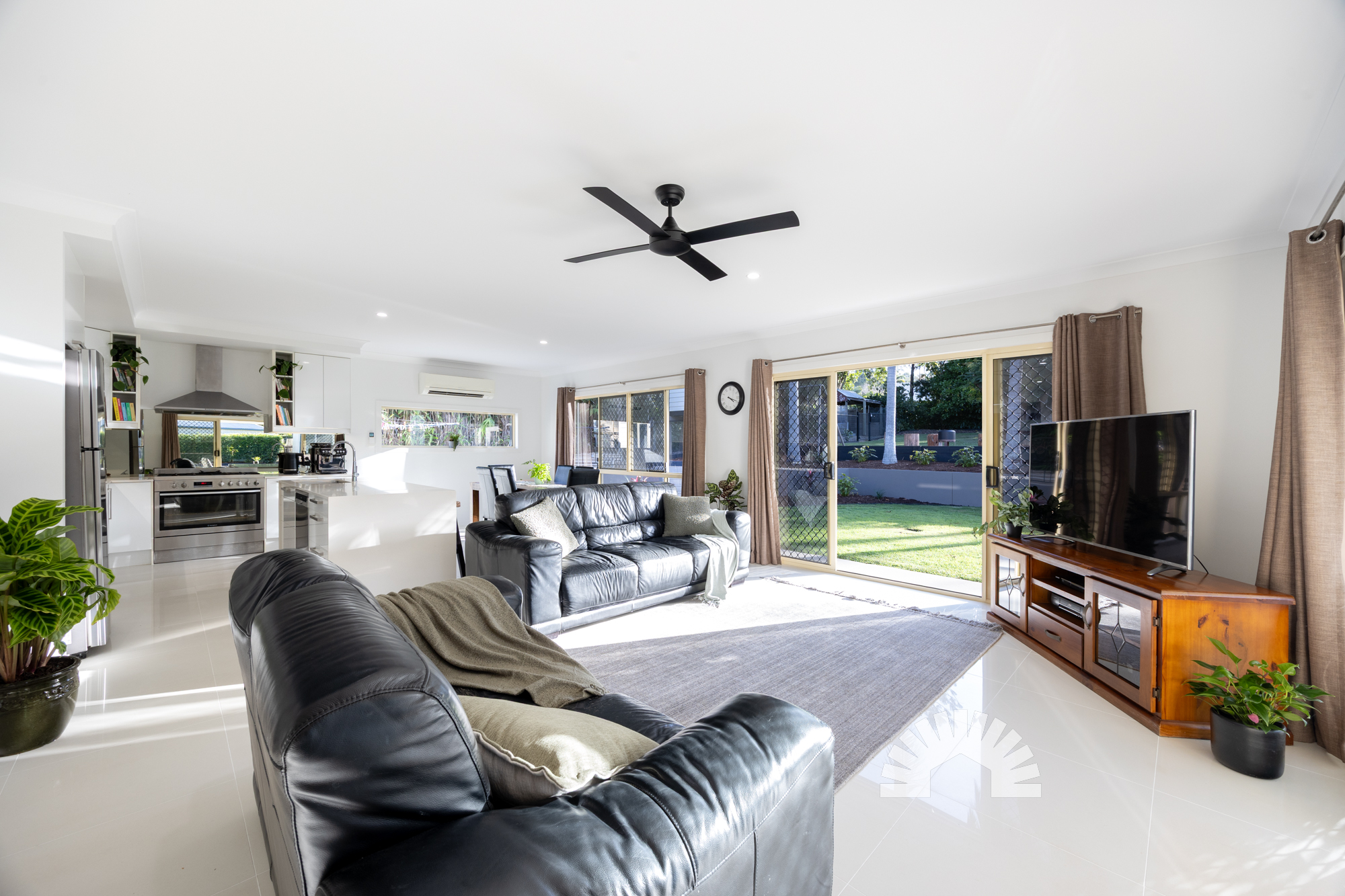 6 Hinchinbrook Court, Burpengary QLD