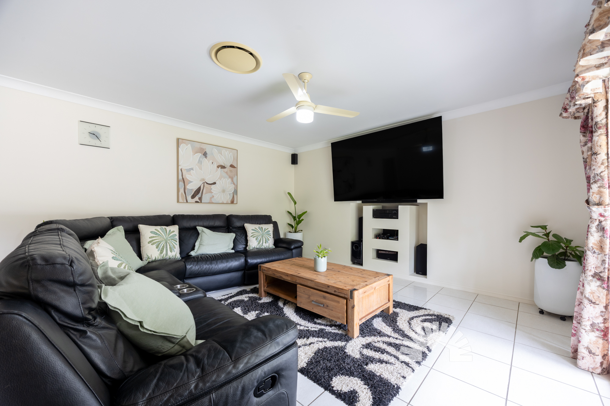 33 Desmond Street, Narangba QLD