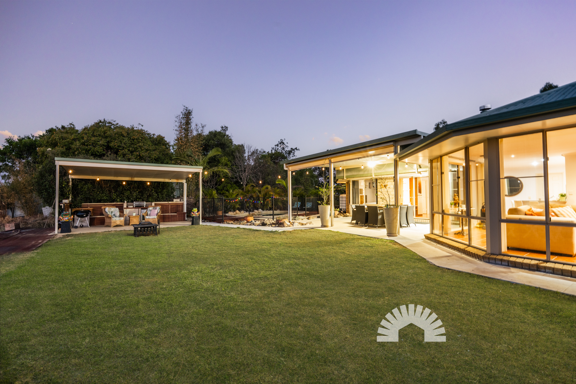 247A Watson Road, Armstrong Creek QLD