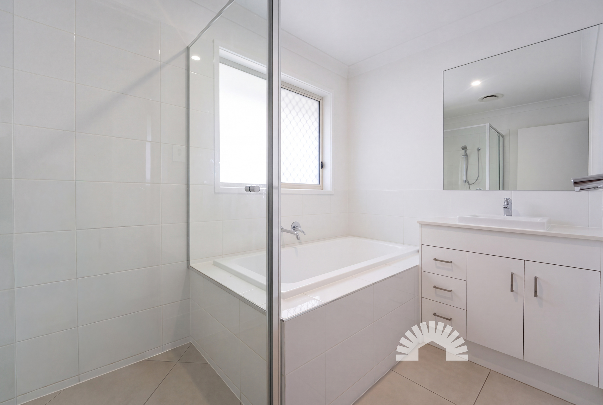 24 Hamilton Road, Woodford QLD