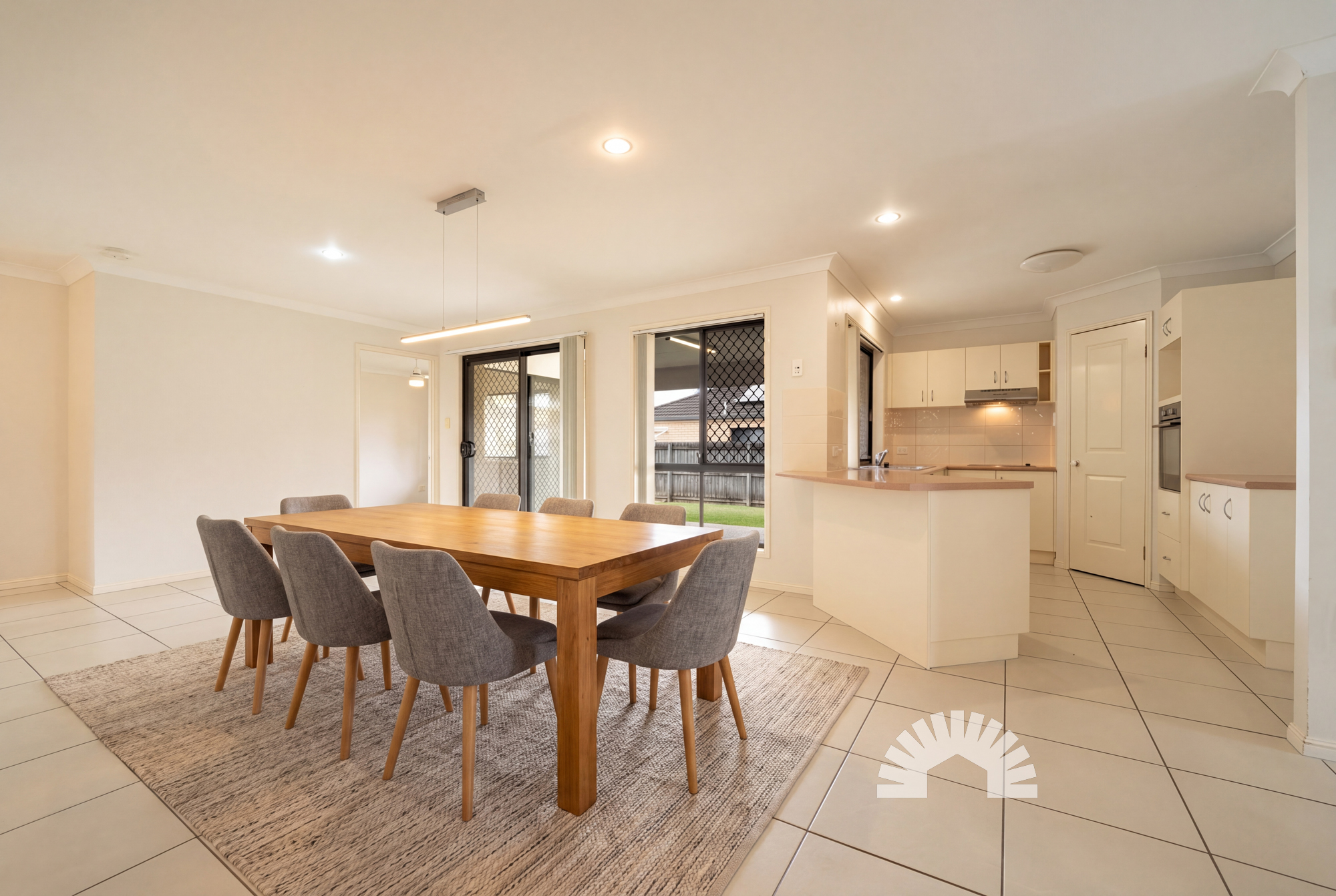 8 Grassdale Crescent, Morayfield QLD