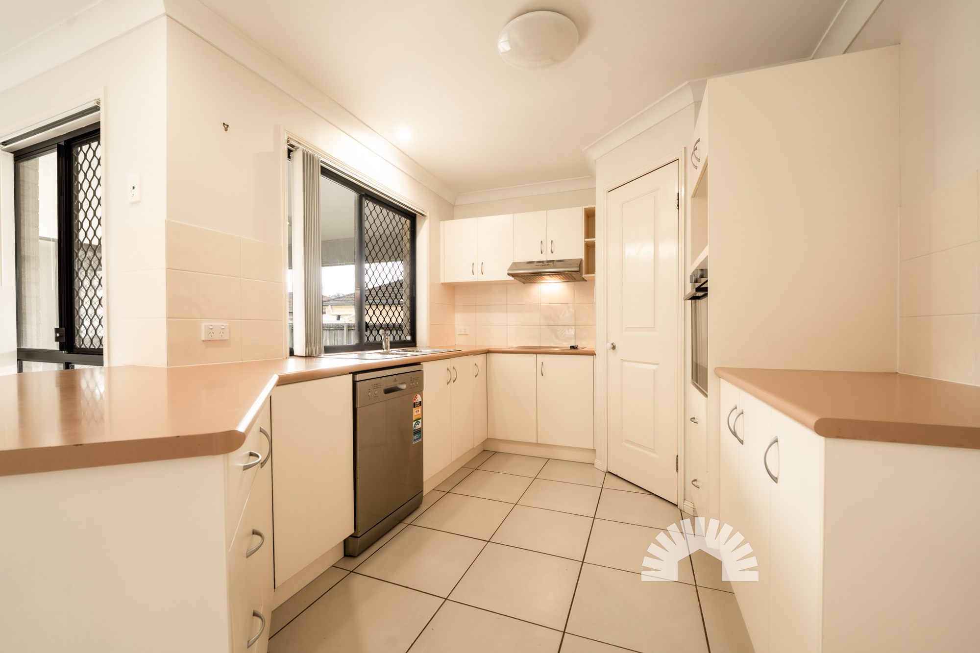 8 Grassdale Crescent, Morayfield QLD