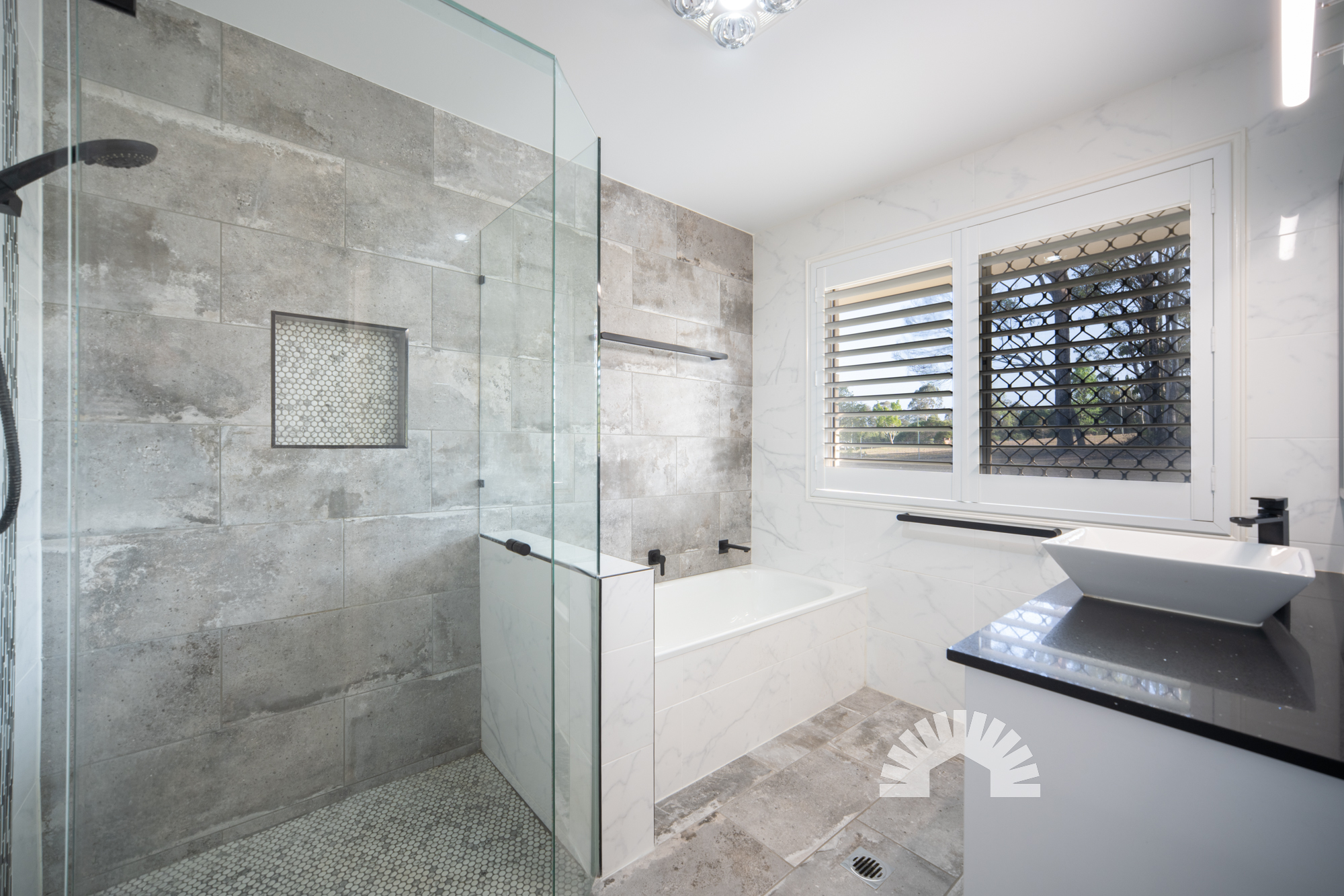 2 Montanus Drive, Woodford QLD