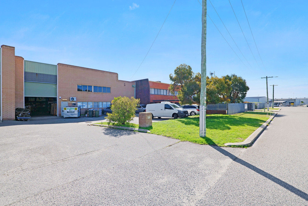 gallery image: 3 McDermott Street, Welshpool WA