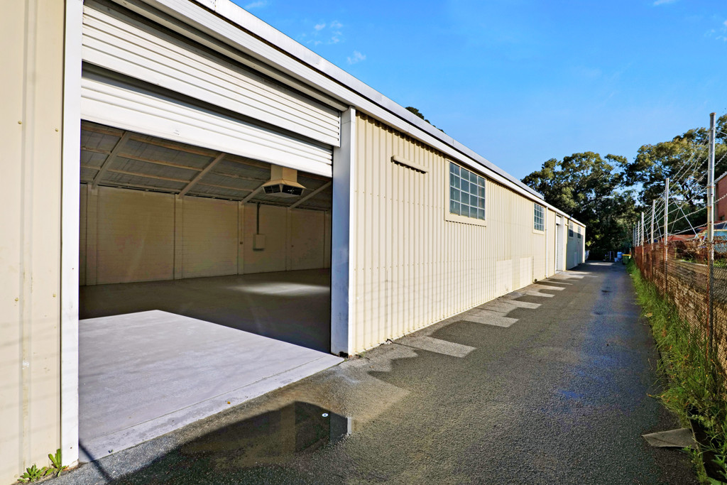 gallery image: 73B Cleaver Terrace, Belmont WA