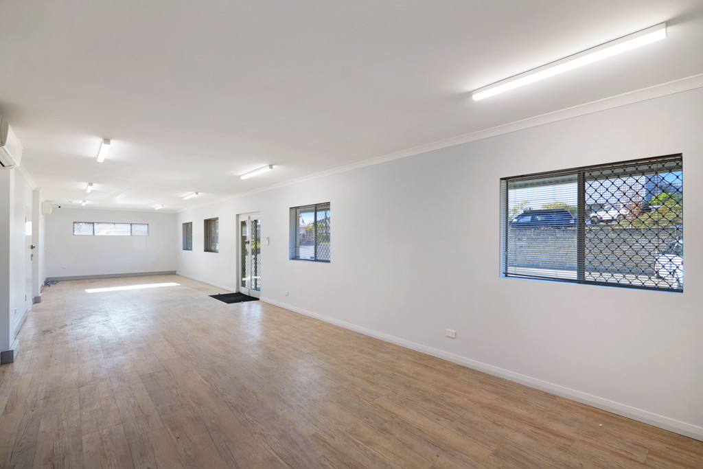 gallery image: 73B Cleaver Terrace, Belmont WA