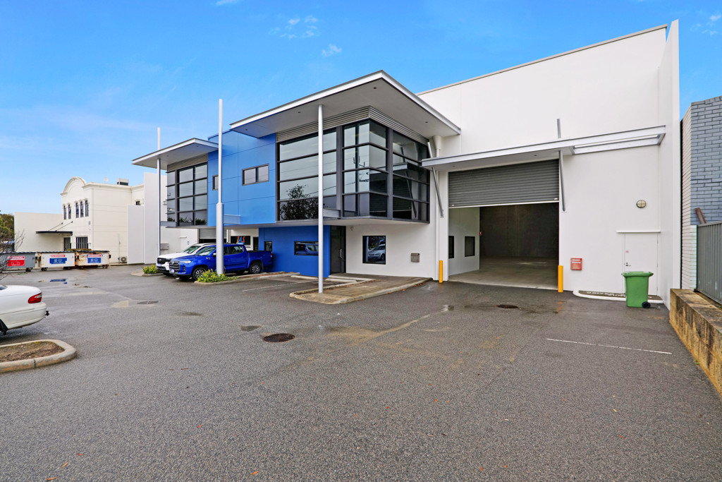 gallery image: Unit 2/85 Abernethy Road, Belmont WA
